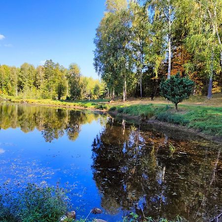 Agroturystyka "Dworek U Pelcow" Ryn  Exteriör bild